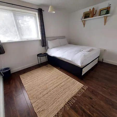 Guest house Kelsall Birmingham